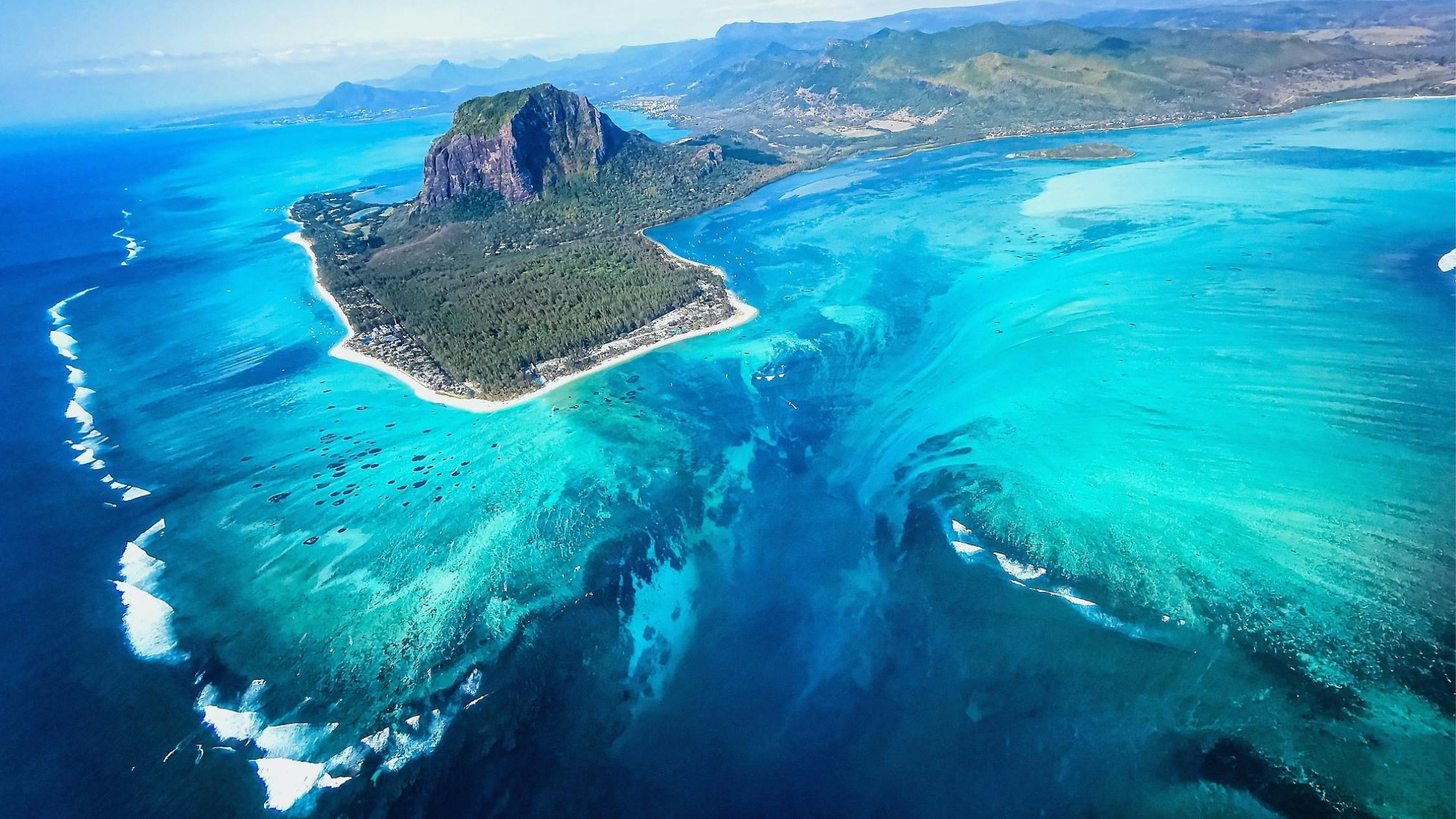 Underwater Waterfall